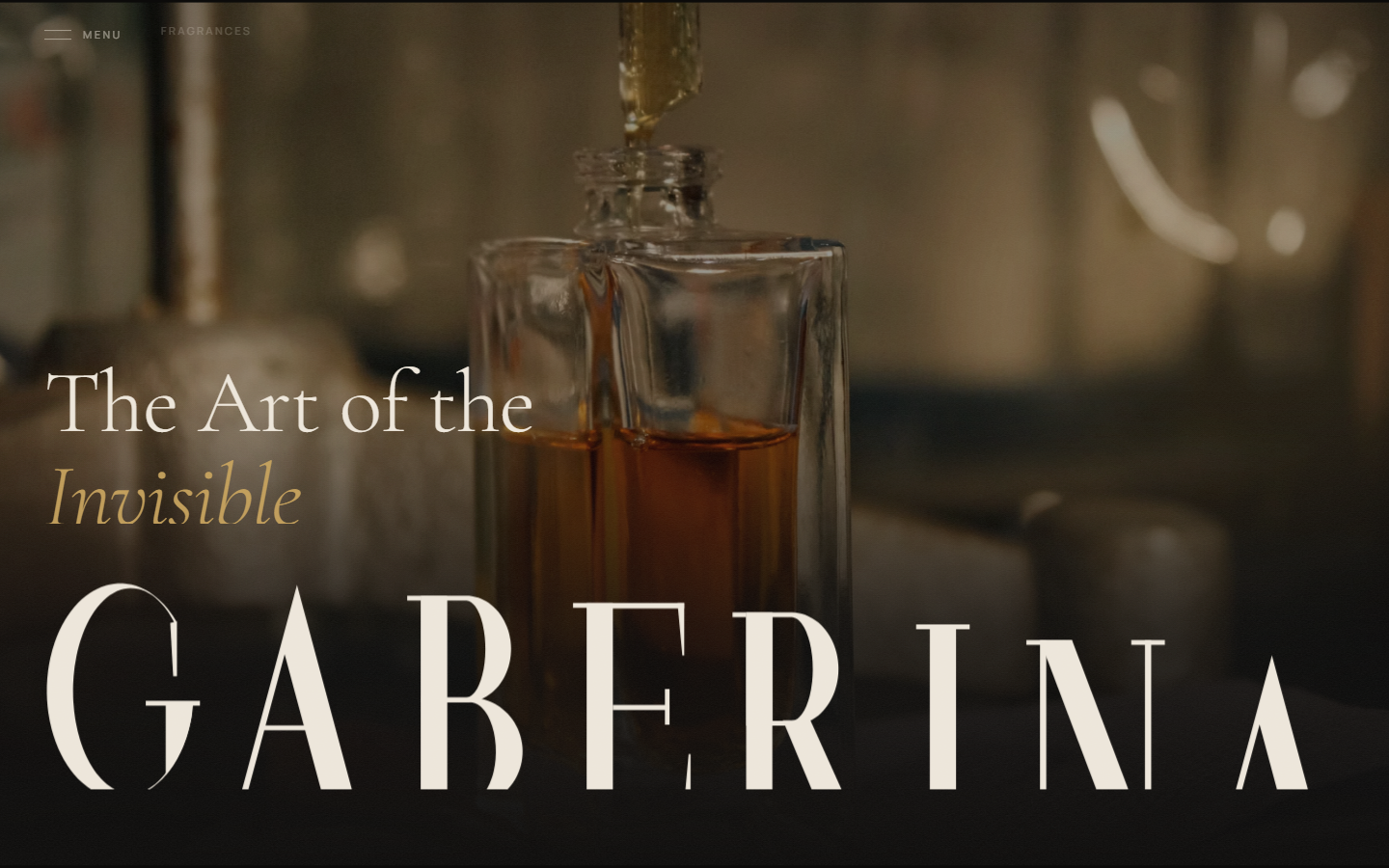 The hero: a macro shot of the flacon dissolving into the wordmark as the page loads.